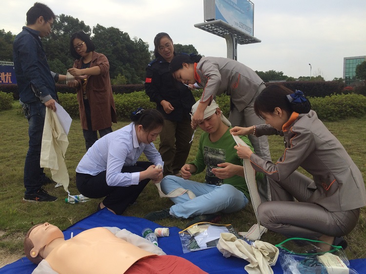 景德镇市红十字会应急救护培训进机场