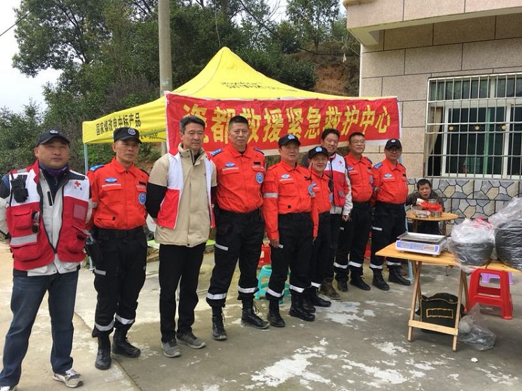 红十字应急救援我们更专业——红十字瓷都救援队为首届“高岭·中国村”瓷茶古道行暨花海音乐节保驾护航