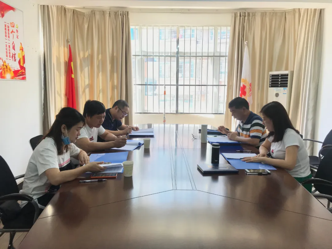 增强“五个意识”，让红十字会公益事业姓公为公