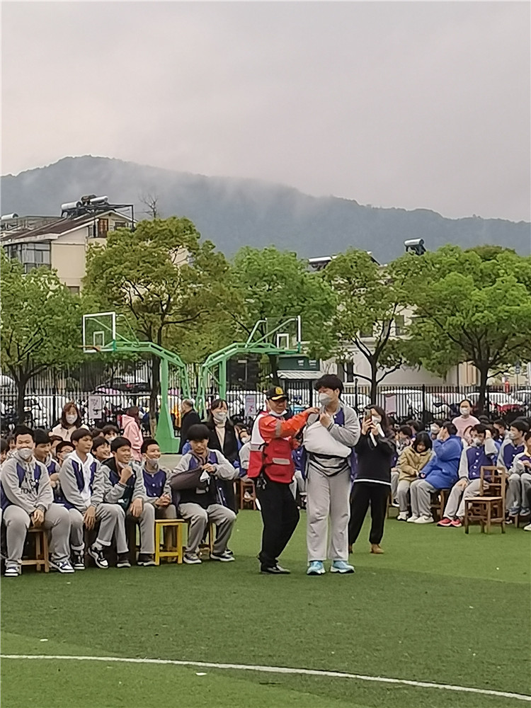 我为群众办实事——应急救护培训进校园