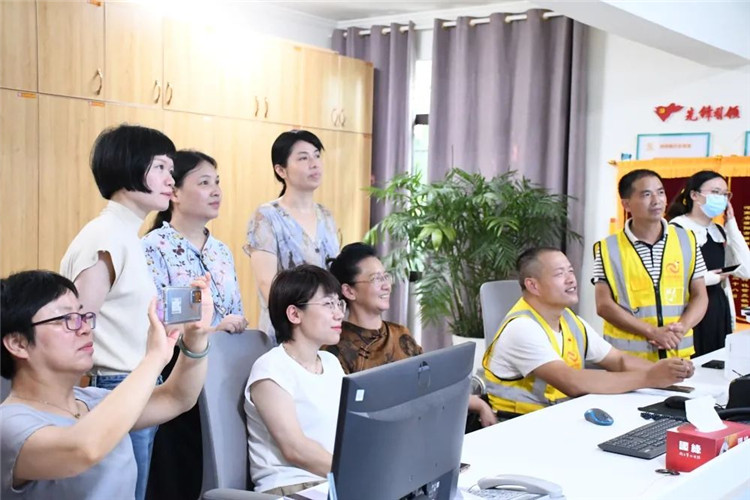 交流学习促提升，携手并进共发展