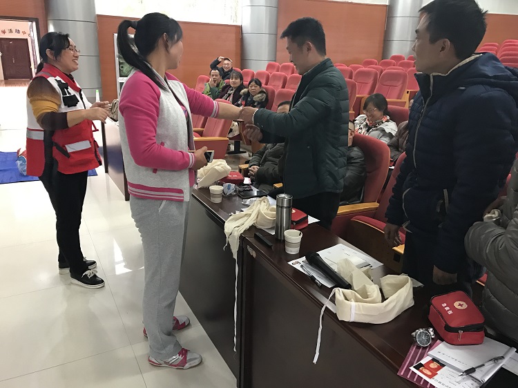 景德镇市红十字会“幸福天使美丽中国行”应急救护员培训班第二期开班