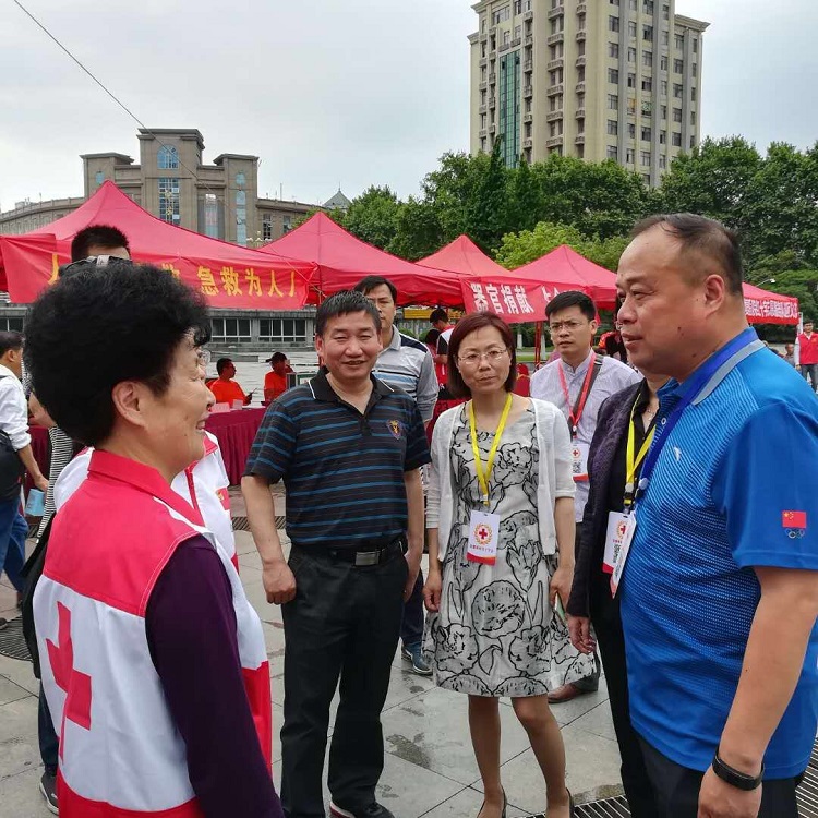 景德镇市举行第71个“世界红十字日”大型纪念活动