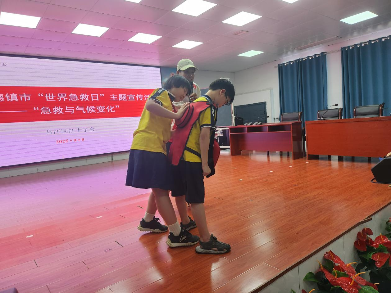 图片2.png 图片2.png
